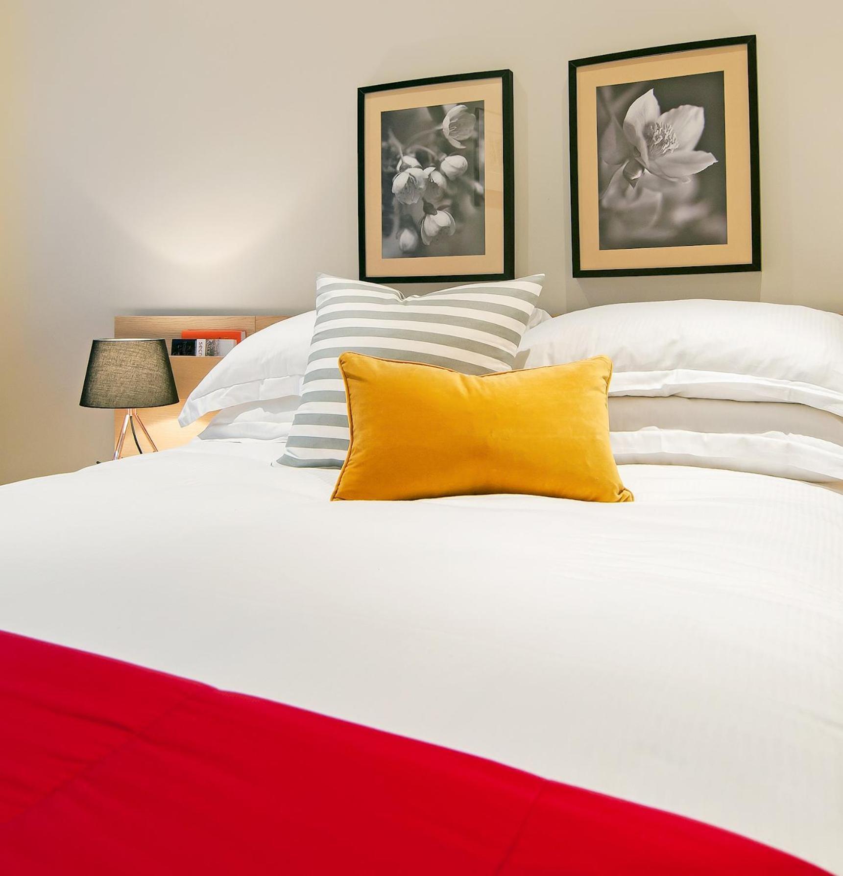 Madison Hill - White Hill House 1 - 1 Bedroom Flat ลอนดอน ภายนอก รูปภาพ